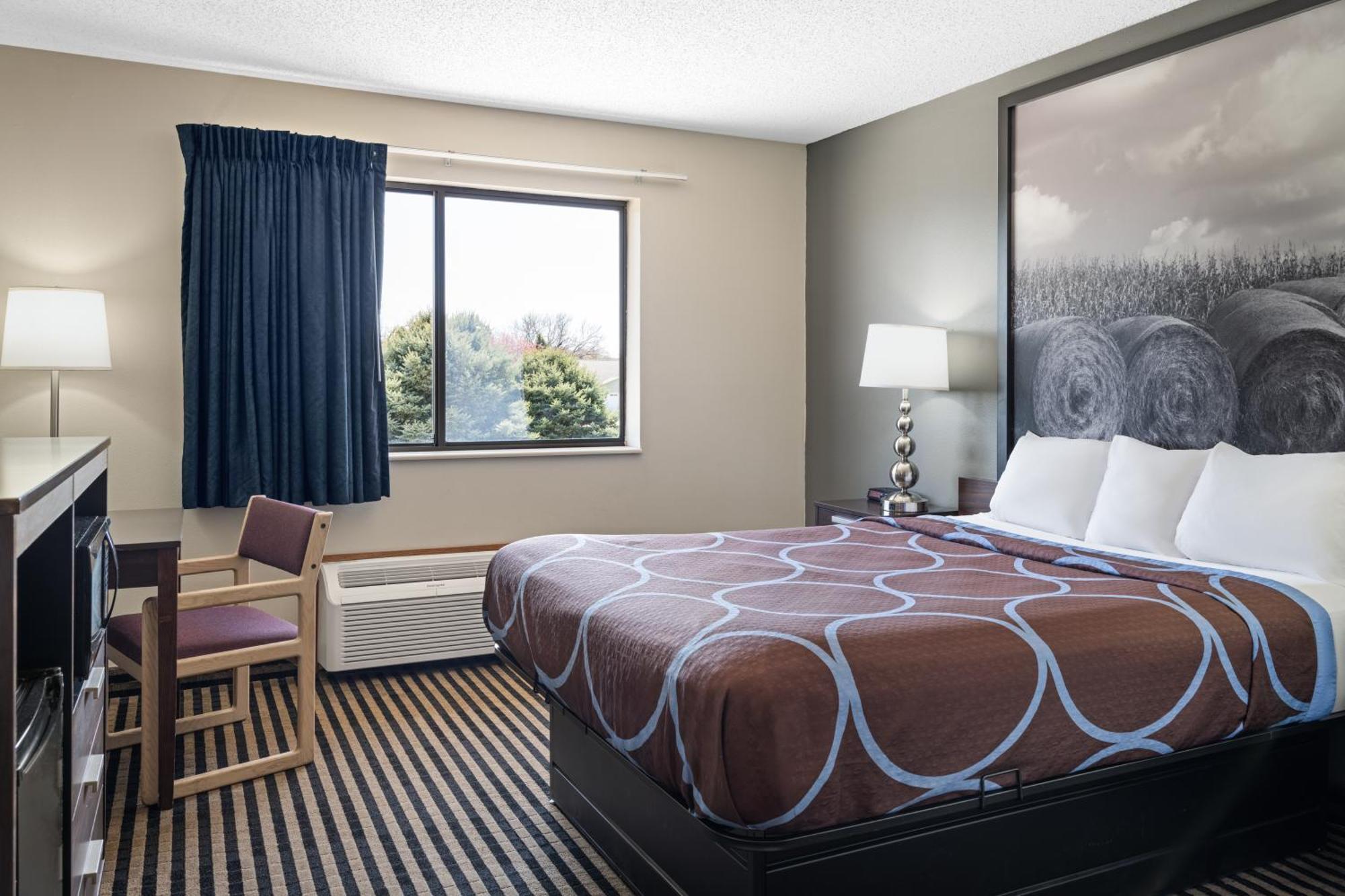 ซูเปอร์ 8 ฮัมโบลต์ Hotel Humboldt ภายนอก รูปภาพ