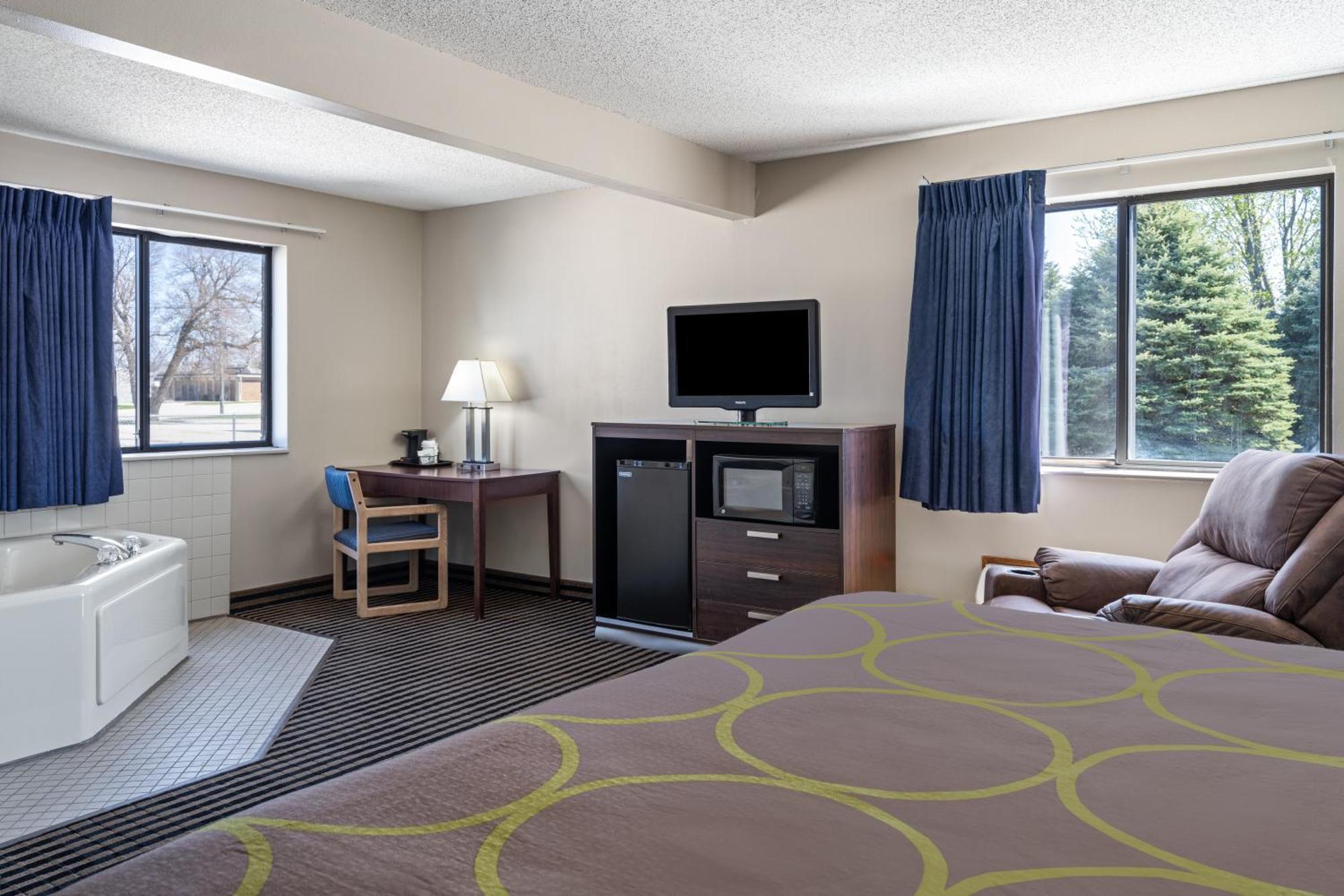 ซูเปอร์ 8 ฮัมโบลต์ Hotel Humboldt ภายนอก รูปภาพ